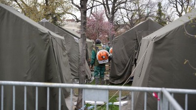 "Propali su": Vlast poziva ljude u Ćacilend na Vidovdan, svi ih odbijaju (FOTO)