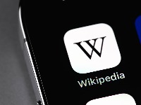 Studenti: Naša stranica uklonjena sa Vikipedije