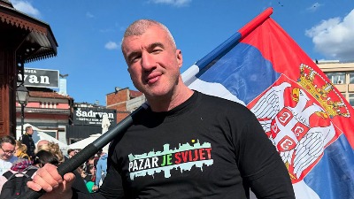 SNS nazvao Mišu Bačulova političkim diletantom