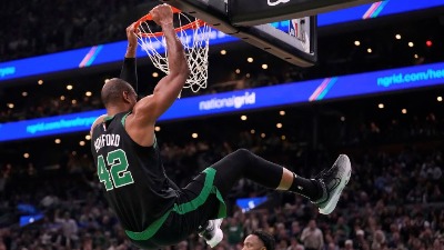 Živ je Boston: Šampion "preživeo" Nikse bez Tejtuma (VIDEO)