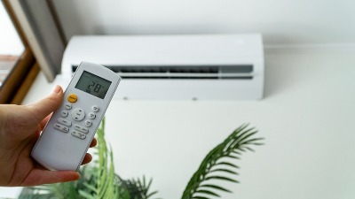 Dugme na klimi koje smanjuje račun, a greje bolje nego što mislite 