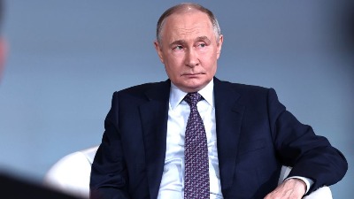 Putin pokazao svoj LUKSUZNI STAN u Kremlju (VIDEO)