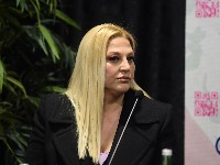  "Žalim što nisam snimala intimne scene sa Batom Živojinovićem": Glumica iznenadila priznanjem 