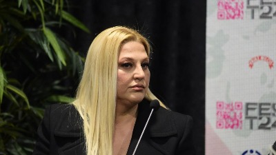  "Žalim što nisam snimala intimne scene sa Batom Živojinovićem": Glumica iznenadila priznanjem 