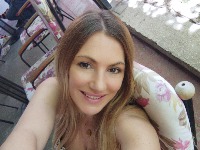Sećate li se "Modelsice" i "antena" u Skupštini? Posle poslaničkog debakla, Nevena ponosna na posao