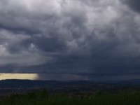 Superćelija uhvaćena u Srbiji: Odjednom mrkli mrak (VIDEO)