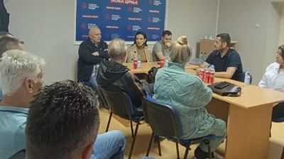 Tepić: Vučić da odgovori - koji stranci su i kome dali novac za rušenje Srbije?