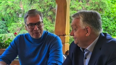 Vučić pružio PODRŠKU Orbanu uoči mađarskih parlamentarnih izbora (FOTO)