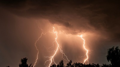 Kako zaista nastaje MUNJA? Naučnici rešavaju MISTERIJU