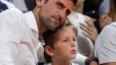 Savet Stefanu Đokoviću: Nemoj da budeš profesionalni teniser