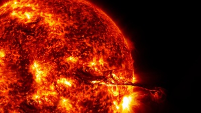  UPOZORENJE naučnika! SOLARNA OLUJA može izazvati INTERNET APOKALIPSU - a čovečanstvo nije spremno