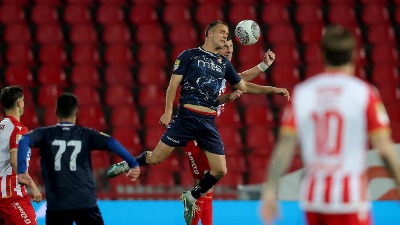 Spartak opstao, Napredak propustio šansu