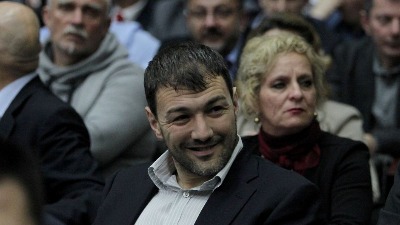 "Vlada Mandić i Dane Šijan mafijaju ispred Pionirskog parka" (FOTO)