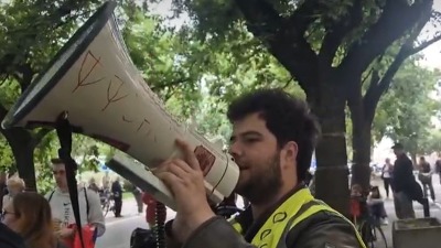 "Imamo dojavu da će veliki broj "ćacija" večeras doći za Novi Sad": Studenti pozivaju građane ispred suda
