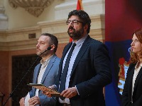 Lazović: Vučić priželjkivao nasilje ispred Skupštine da bi za to optužio opoziciju i studente
