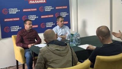 Nikezić: U EU godišnje odlazi tri puta više ljudi nego 2012. - SRBIJA SE GASI!