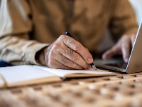 Manjak radnog staža može vas koštati penzije! Postoje dve slamke spasa