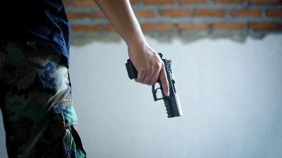 Drama u Begaljici: Upucan muškarac, napadač pobegao