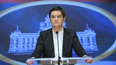 Brnabić: Rektore Đokiću, ko je iz vojske obećao da će se desiti vojni puč 15. marta?