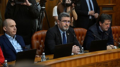 "Ministar Starović na raportu kod Vučića - priznao da je SNS režim prepreka za EU"