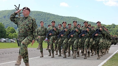 Šta se desilo sa obaveznim vojnim rokom u Srbiji?