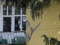 "Škola na Voždovcu čiji se deo obrušio pre sedam meseci još uvek nije sanirana" (FOTO)
