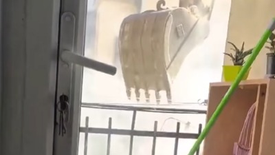Investitori redom zaziđuju Beograđane, sada u samom CENTRU: Bager im je praktično u sobi (VIDEO)
