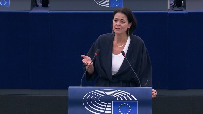 Evroposlanica Van Brent: Koristim svaku priliku da branim srpske studente