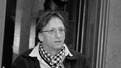 Umro glumac i reditelj Erol Kadić: Voleli ste ga u filmu "Mi nismo anđeli" i seriji "Otvorena vrata"