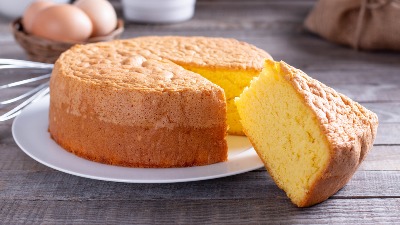 Čuvena torta: Najjeftiniji recept iz Jugoslavije ponovo osvaja – lako se pravi, izdašna i preukusna