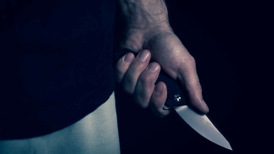 Mladić (20) izboden: Napadač ga ubadao u ruke, pa pobegao