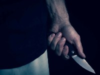 HOROR Majka i četvoro dece izbodeni nožem!