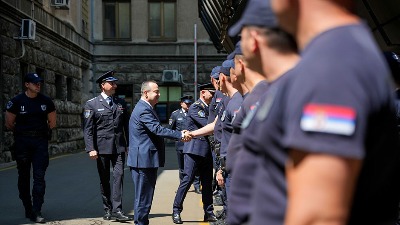 Dačić: Učesnici protesta u Užicu uhapšeni zbog probijanja kordona i napada na policajce
