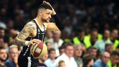 Lundberg proradio, Partizan razbio Budućnost: Crno-beli na korak od titule