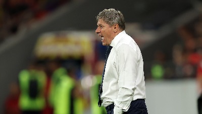 Stigle ozbiljne ponude: Piksi napušta klupu Srbije?!