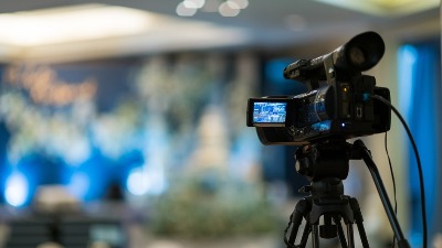 Napadač na snimatelja N1 osuđen uslovno na pet meseci zatvora