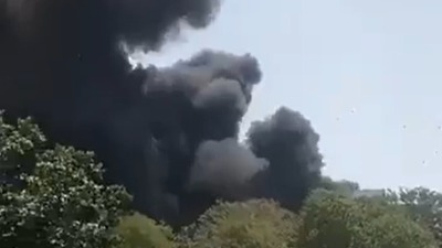 "NAJVEROVATNIJE SU SVI POGINULI: Šef policije otkrio stravične detalje o padu indijskog aviona (FOTO/VIDEO)
