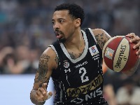 Šta se dešava sa Karlikom? Bola nema, sledi novo snimanje