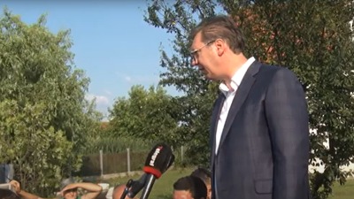 Da li je ovo JEDINI NAČIN da Borča dobije kanalizaciju? Jednom slikom "udarili" jako na Vučićeva obećanja (FOTO)