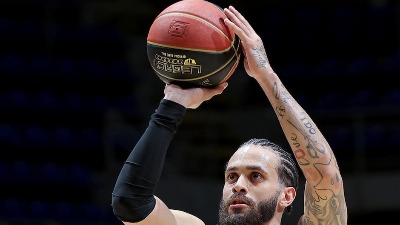 Simultanka Vašingtona: Partizan pobedio FMP!