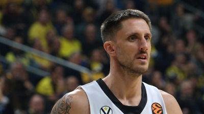 Virtus objavio strašne vesti: Poznatom košarkašu dijagnostifikovana LEUKEMIJA