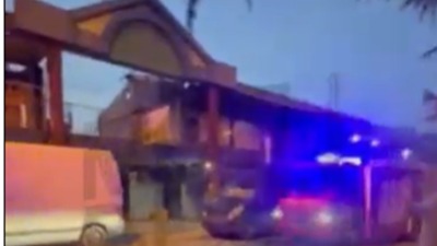GORI KINESKI TRŽNI CENTAR: Vatra plamti u Bloku 70! (VIDEO)