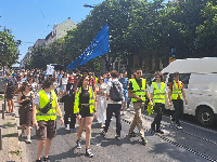 Studenti redari ponovo imaju ispisane na rukama krvnu grupu i telefone roditelja (FOTO)
