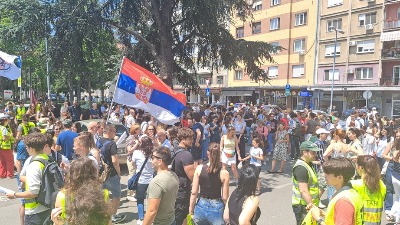 KUCNUO JE ČAS ZA IZLAZAK IZ DEFANZIVE Opozicija čeka zeleno svetlo od studenata