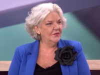  "TUMOR JE NESTAO" Naša glumica borila se rakom, a tvrdi da se ovako izlečila