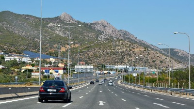 Crni auto, srpske tablice i neobičan napad u Grčkoj: "Više nikad ne perem kola pre puta"