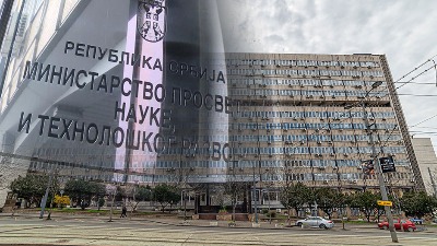 Profesorima koji su počeli da rade ISPLAĆENA DUGOVANJA za februar i mart