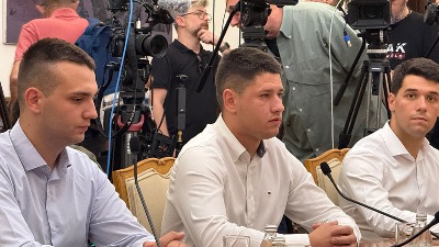 ŠOK U ĆACILENDU: Miloš Pavlović nema prosek 10 - gubi zvanje "glavni ćaci" (VIDEO)