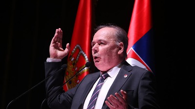 Monarhisti: Potpisi dokazali da je većinska Srbija za izbore, pritisnimo vlast da budu što pre