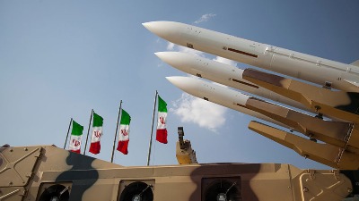 "Ovo je prvi odgovor": Iran zasuo raketama Izrael posle napada Amerike